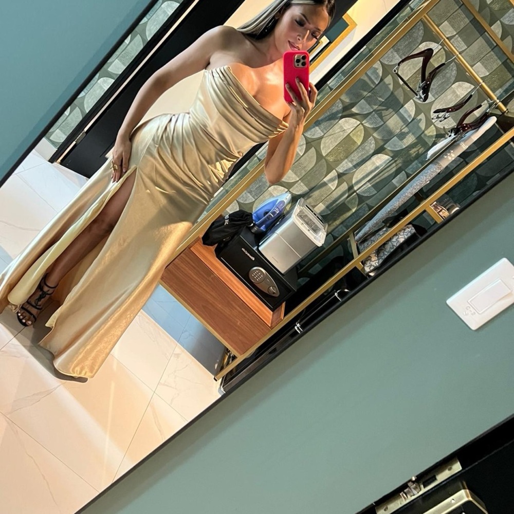 Elegant Gold Strapless Evening Dress